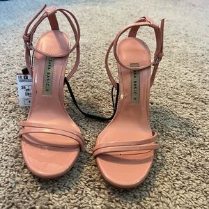 NWT Zara Nude/Pink Heels- size 36 (us 5.5)